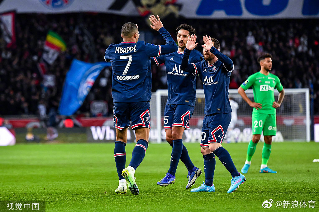  法甲榜首大战巴黎小胜 梅西助攻双响定乾坤  